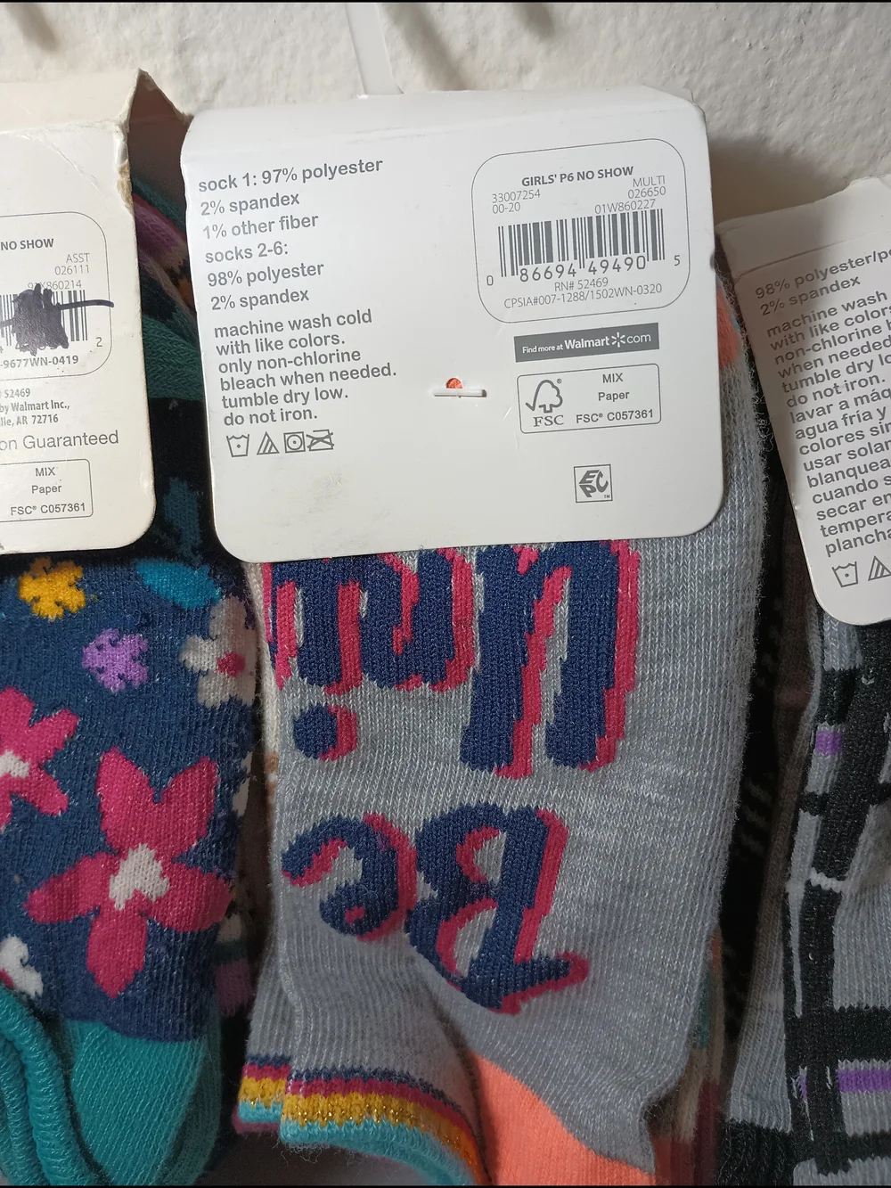Wonder Nation Girls' No Show Socks (3)